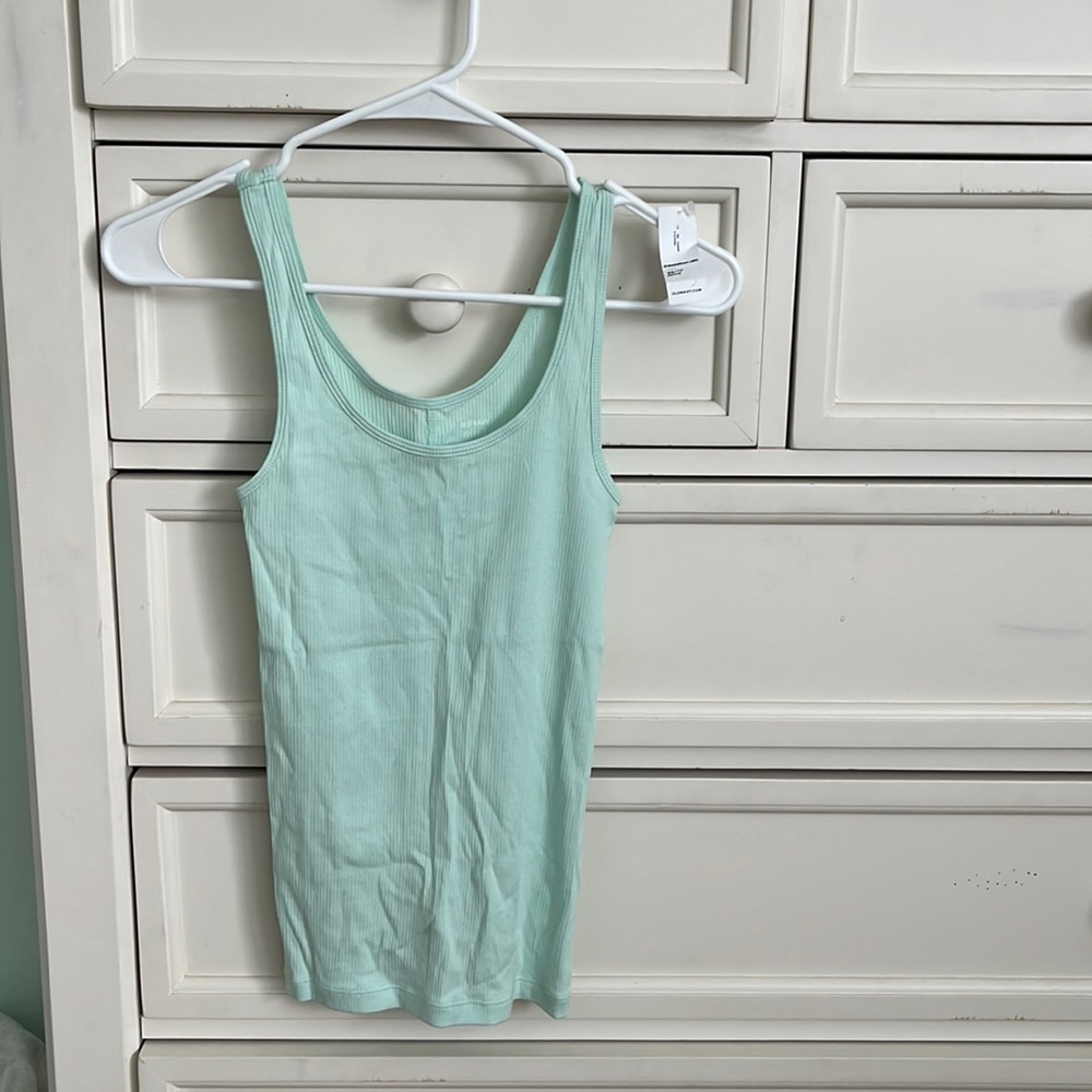 NWT Old Navy tank